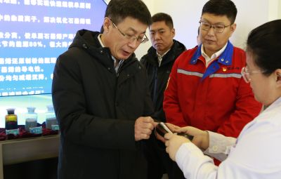 市委副书记、市长张涛一行莅临宝泰隆调研